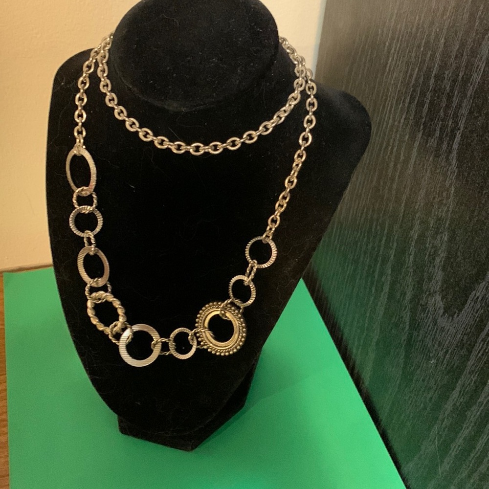 Beautiful necklace jewelry 28”